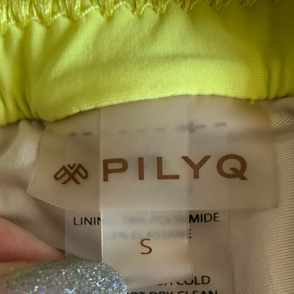 Pilyq Neon Yellow Stitched Tab Adjustable Strap Bikini Top size Small EUC - Picture 6 of 6